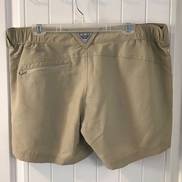 NWT Columbia PFG shorts Size XL 6” inseam - Picture 2 of 5